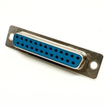 D25-naarasliitin juotettava