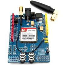 SIM900 GPRS/GSM -moduuli antennilla