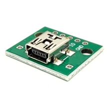 Mini USB A naaras adapterikortti piirilevyllä voi kiinnittää laitteeseen