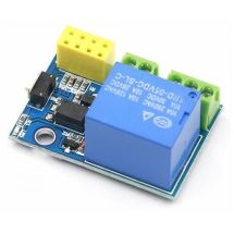 ESP8266-01 ohjattava relekortti yhdellä releellä