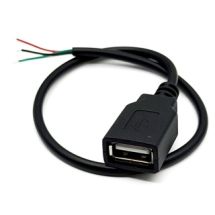 USB A naaras vapaat johdonpäät pituus n. 28 - 30 cm